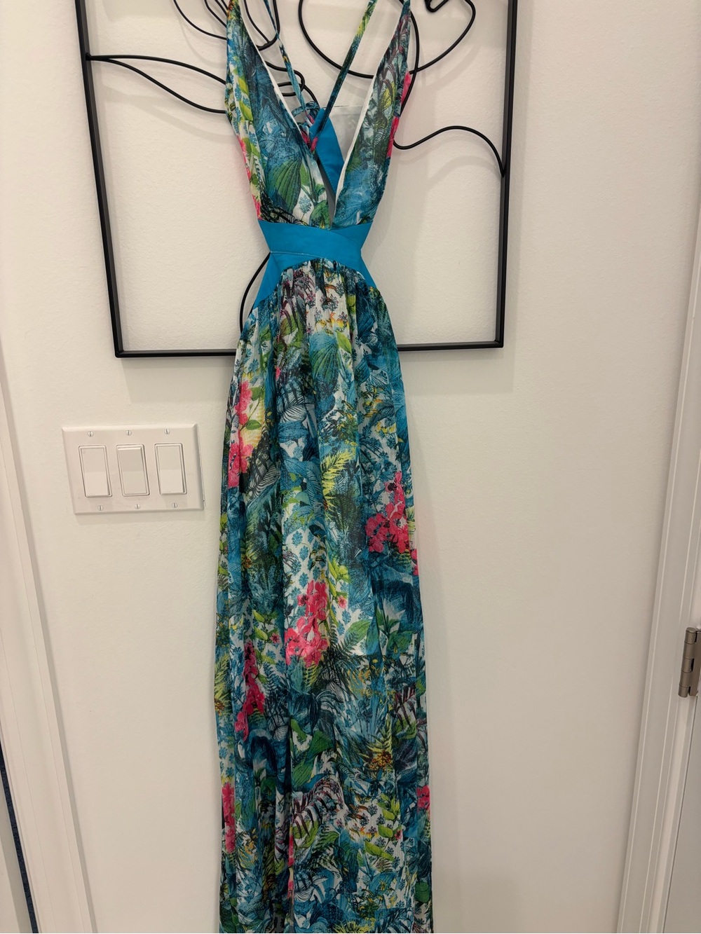Tropical Print V-Neck Maxi Dress in Teal